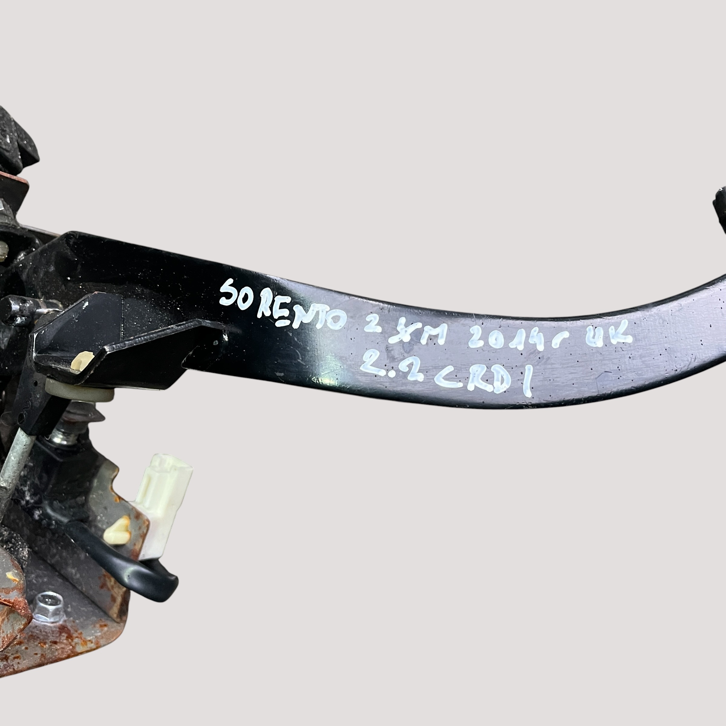 Pedał sprzęgła z pompką Kia Sorento II XM 2.2 CRDi RHD 2014r - obrazek 2