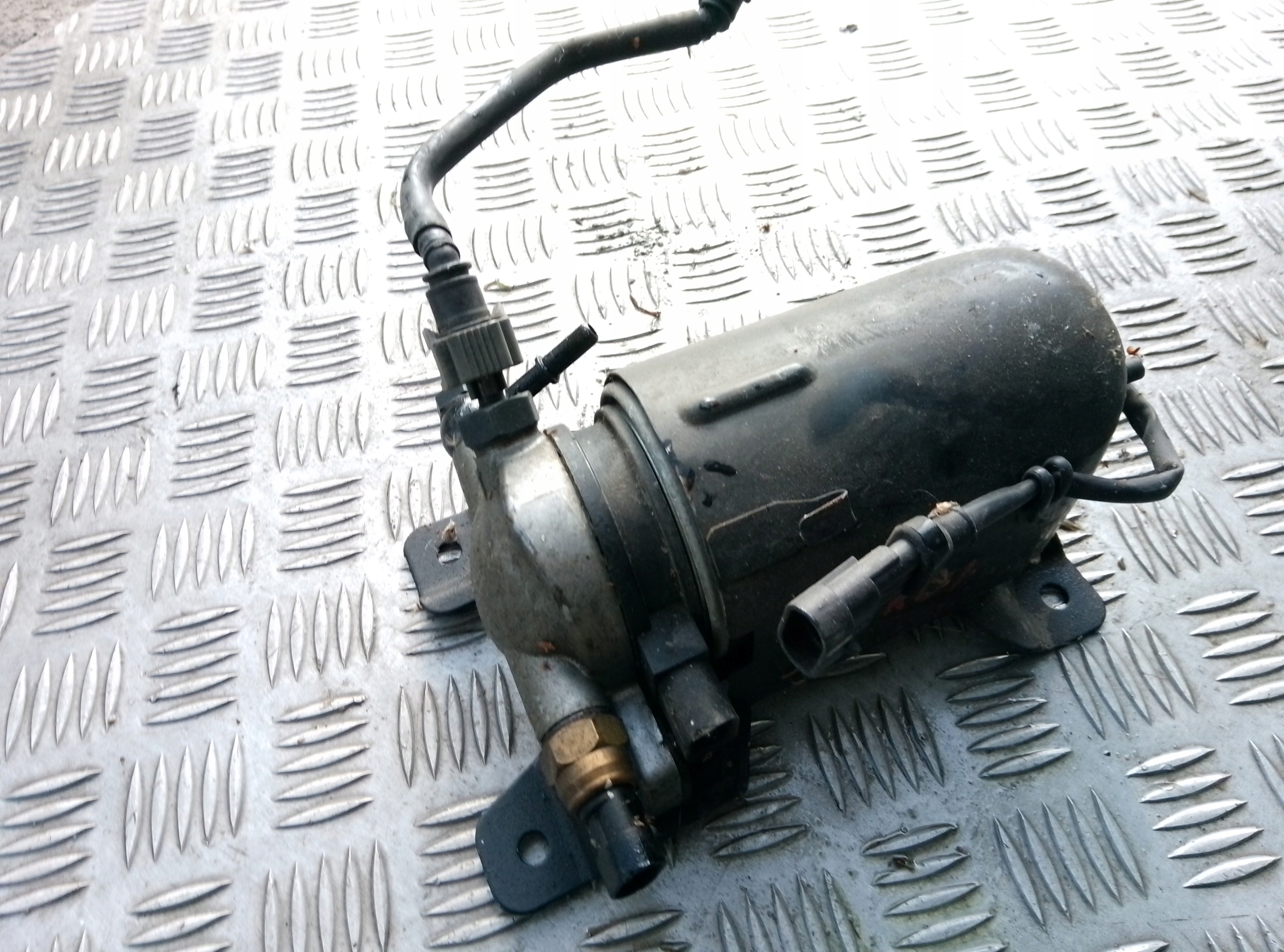 KOMPLETNA OBUDOWA PODSTAWA FILTRA PALIWA KIA CEED I 2.0 CRDI 2007-2012