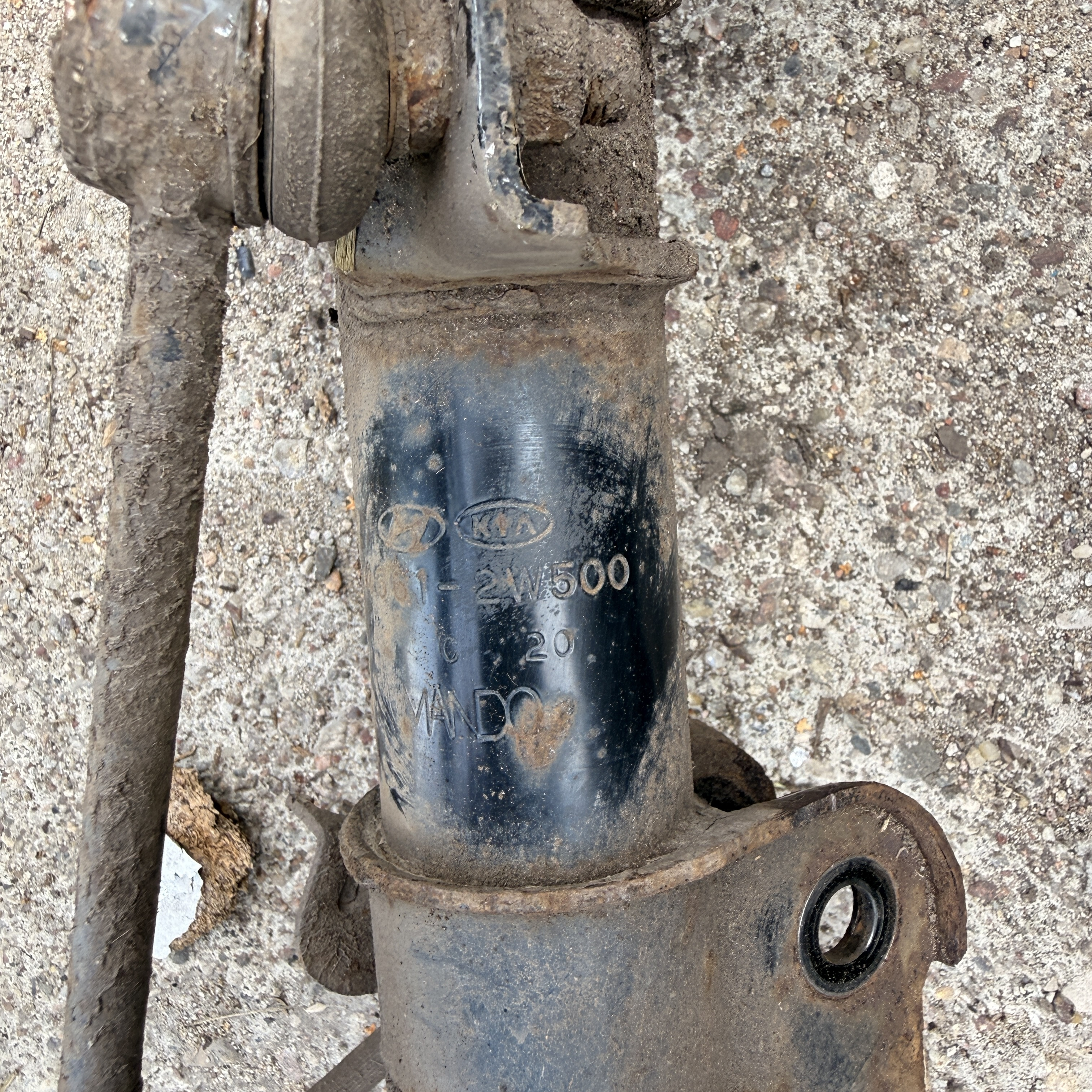 Kolumny McPhersona 54661-2W500 Hyundai Santa Fe III komplet 2 szt - 350 PLN - obrazek 5