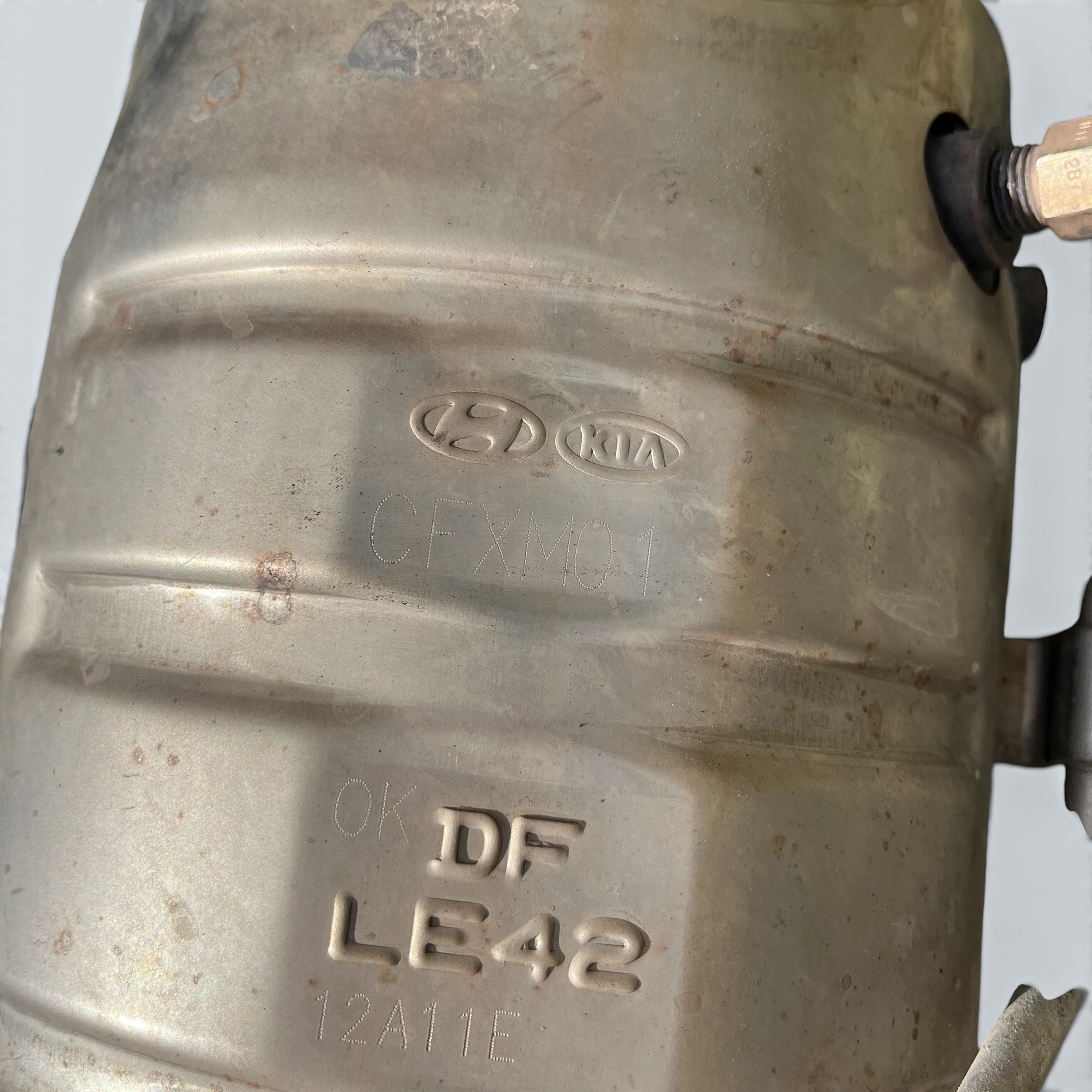 Filtr DPF katalizator z czujnikami Kia Sportage 3 2.0 CRDI - obrazek 6
