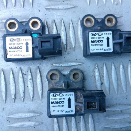 HYUNDAI TUCSON KIA SPORTAGE 95690-2E500 G-SENSOR SENSOR G ESP EU