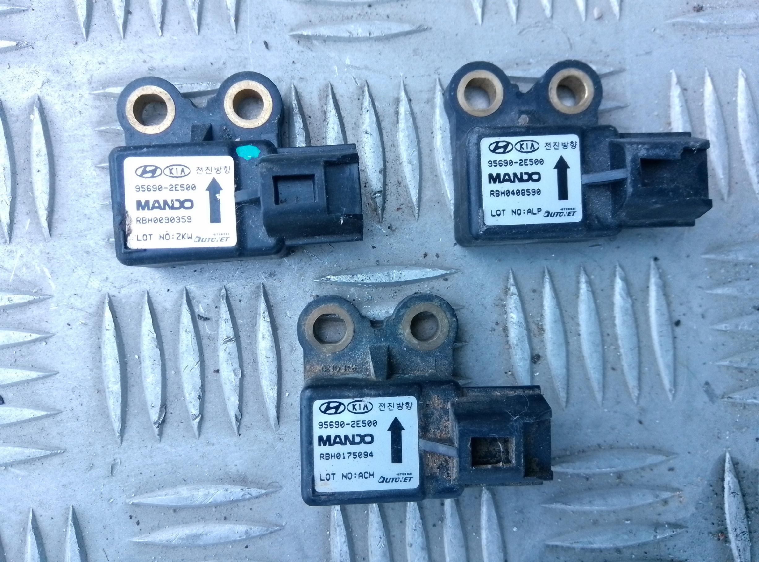 HYUNDAI TUCSON KIA SPORTAGE 95690-2E500 G-SENSOR SENSOR G ESP EU