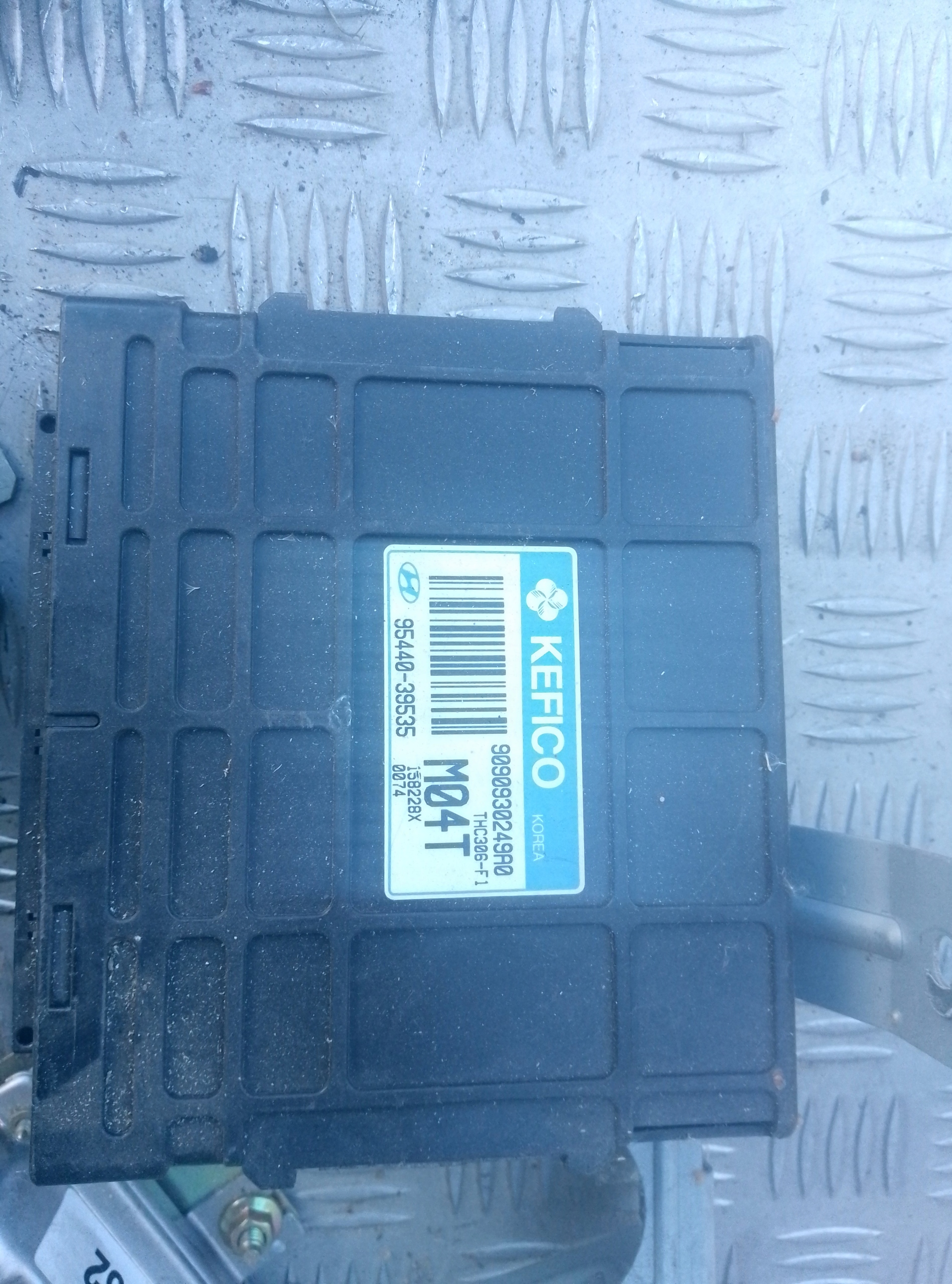 ZESTAW STARTOWY KOMPUTER ECU HYUNDAI TUCSON 2.7 V6 39108-37265 5WY1806D - obrazek 3