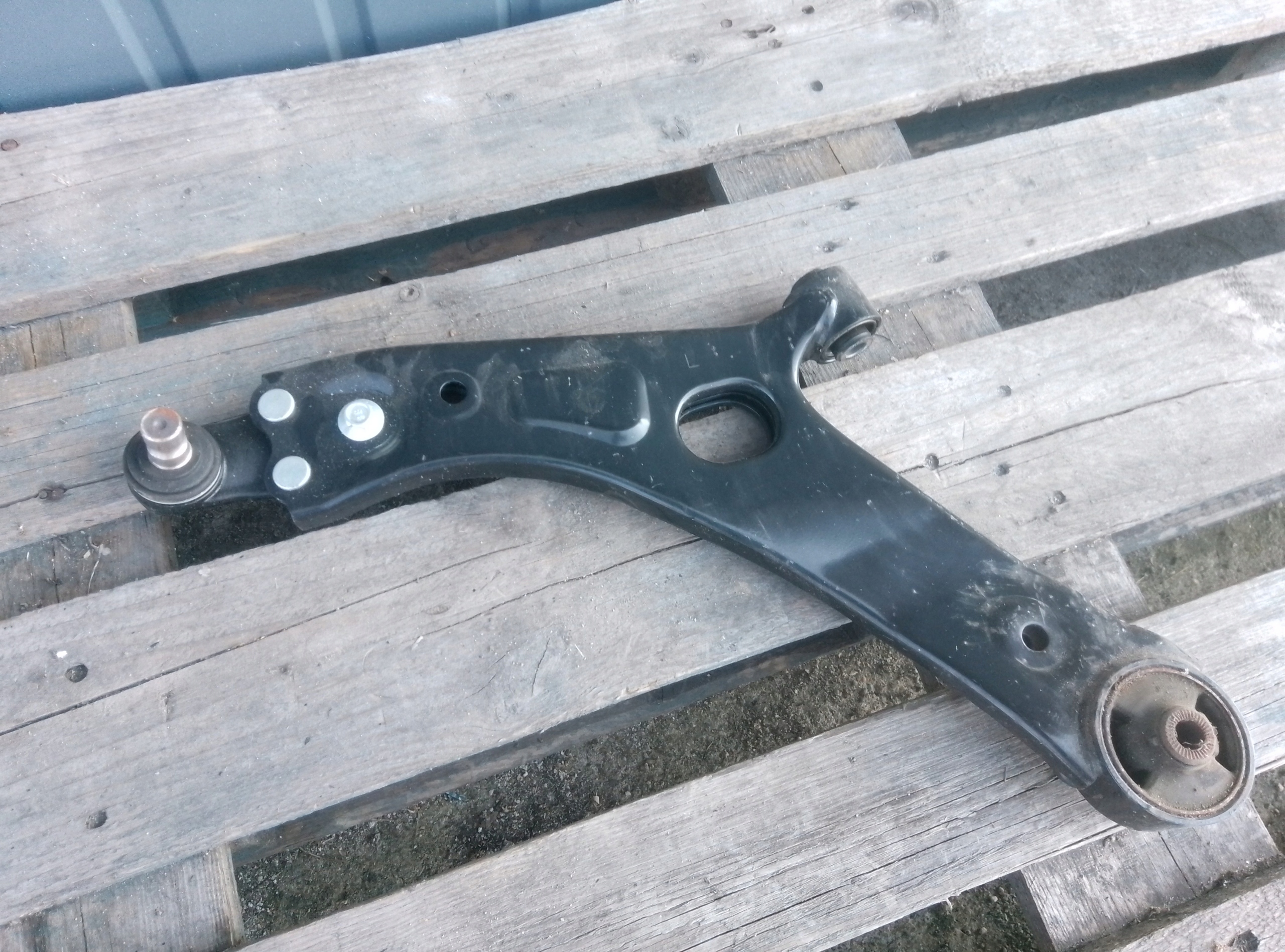 WAHACZ LEWY PRZÓD PRZEDNI KOMPLETNY HYUNDAI IX35 2010-2015r