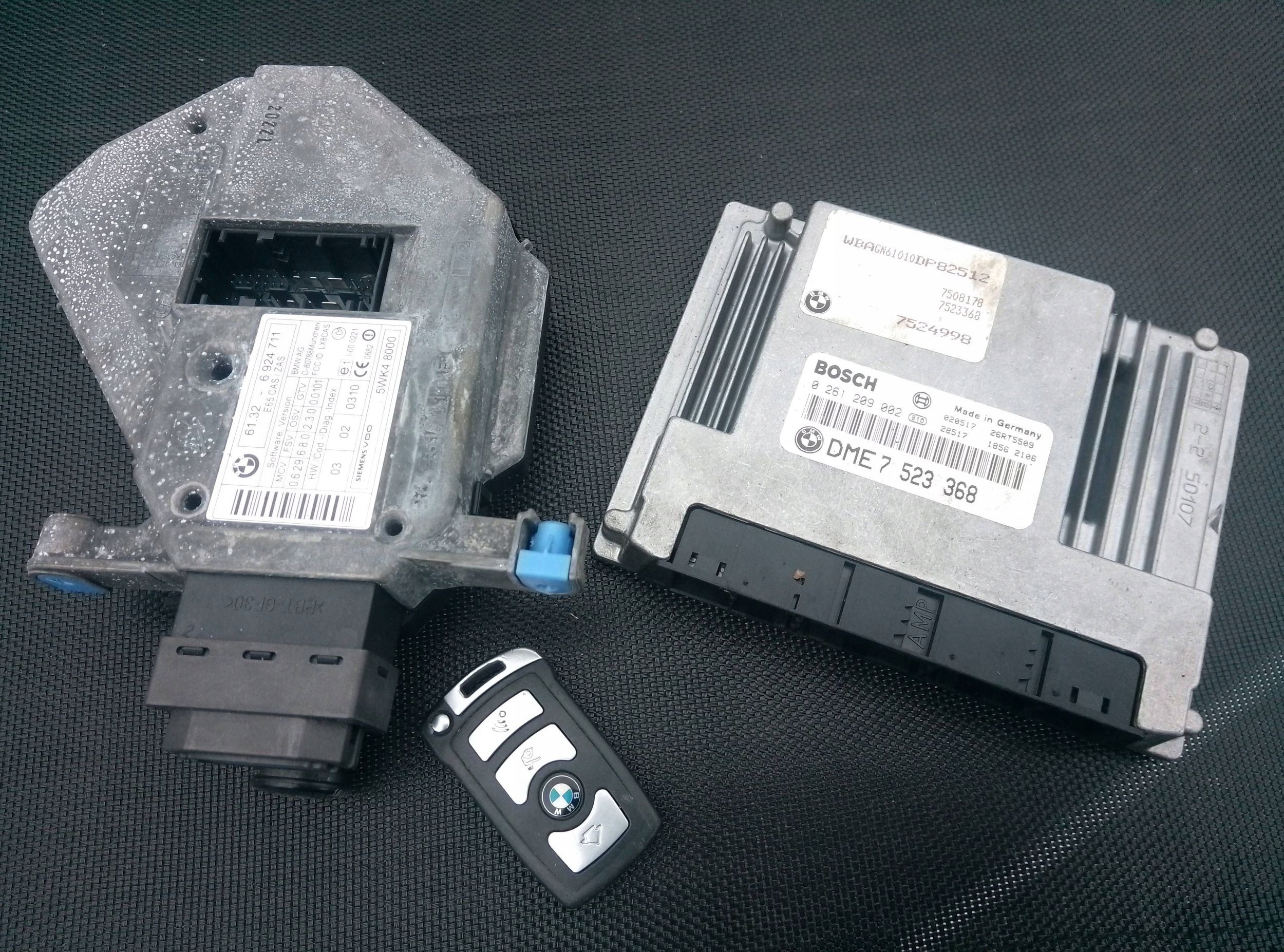 BMW 7 E65 E66 2002 Komputer / Sterownik ECU i komplet kluczy