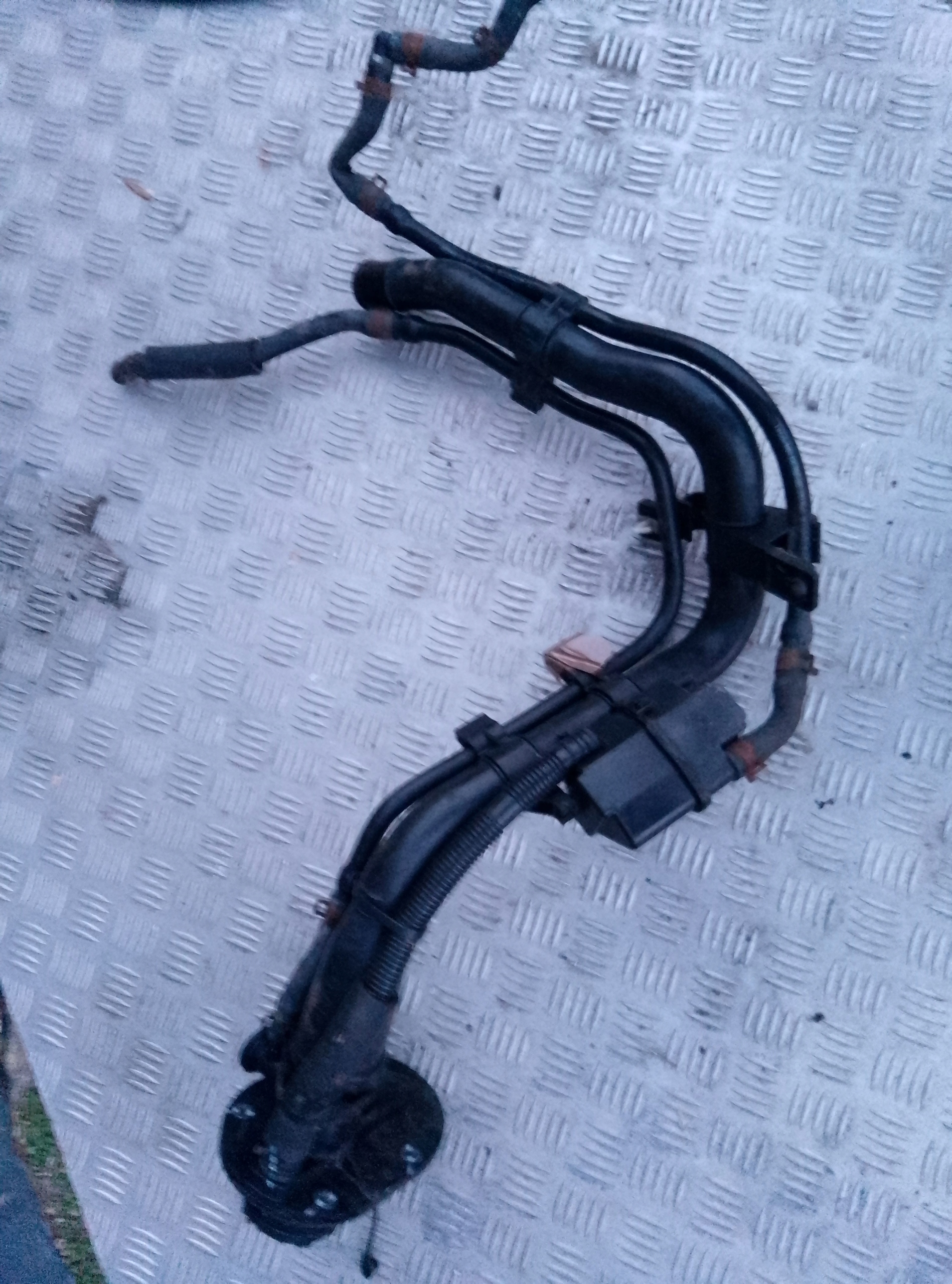 WLEW PALIWA RURA WLEWU 1.4 1.6 16V BENZYNA KIA CEED - obrazek 3