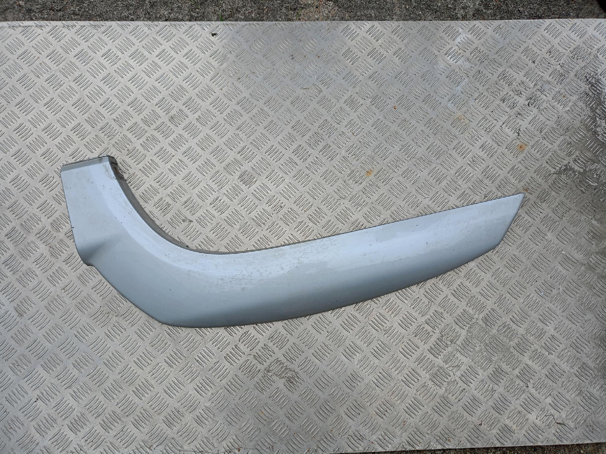 Listwa na błotnik przedni lewy Kia sportage II 2004-2010