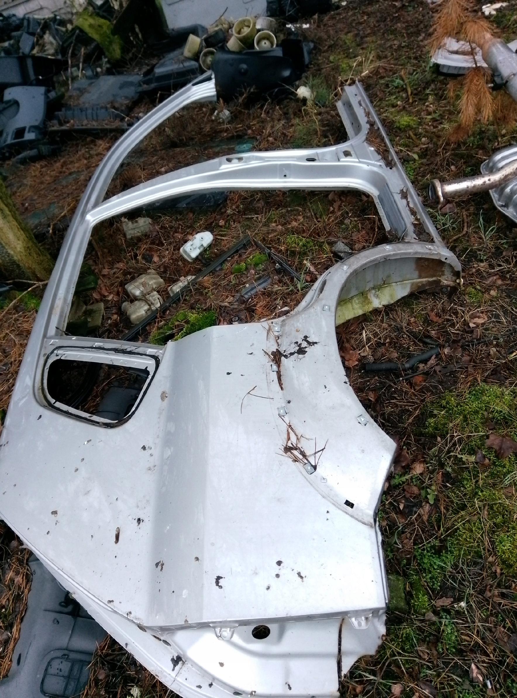 BŁOTNIK ĆWIARTKA PRÓG PRAWY TYŁ BOK HYUNDAI TUCSON I 04-10r. EU