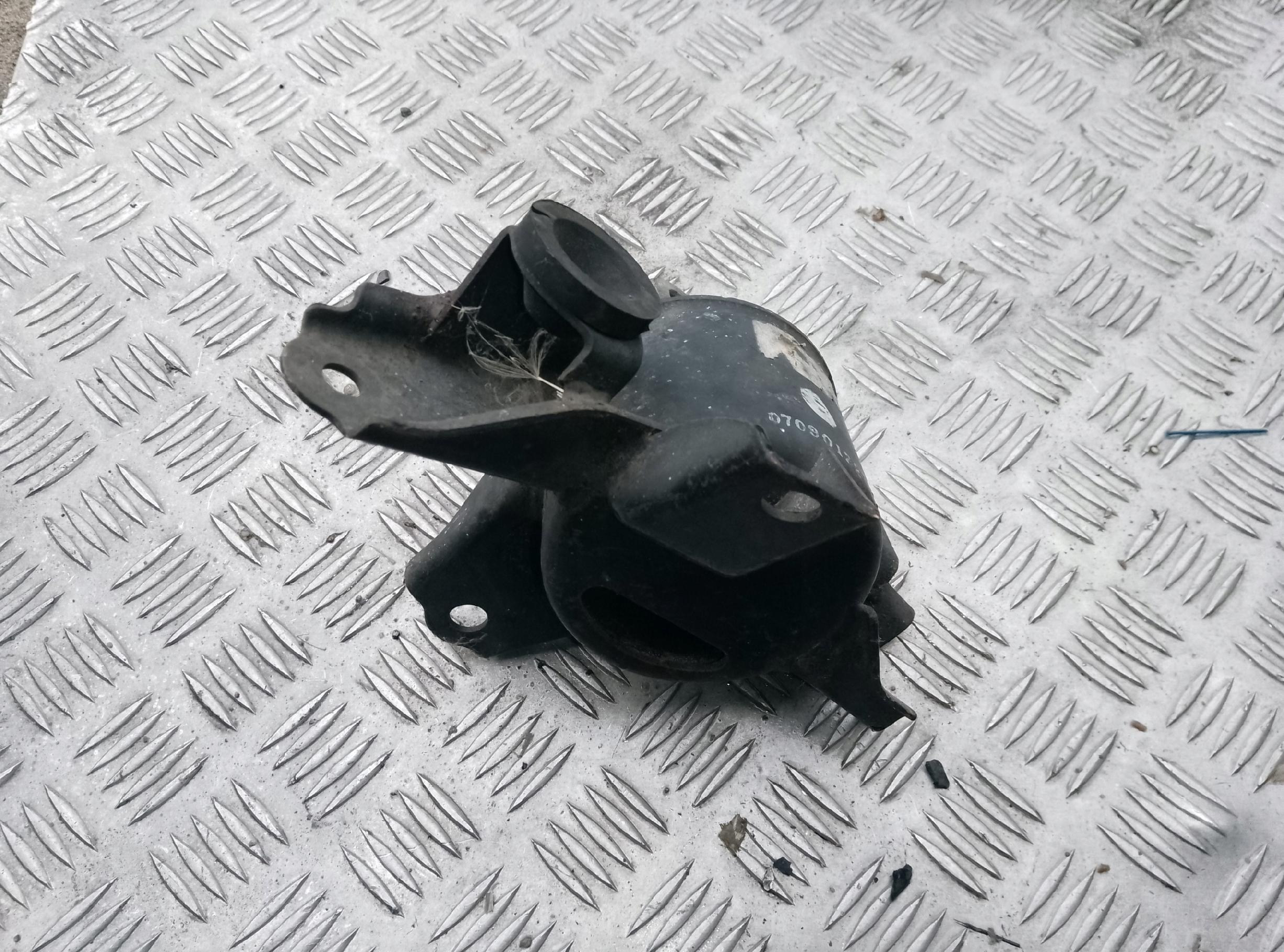 ŁAPA PODUSZKA SILNIKA HYUNDAI I30 2007-2012r - obrazek 4