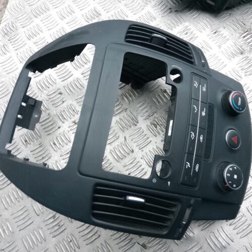PANEL KLIMATYZACJI NAWIEWÓW RAMKA RADIA HYUNDAI i30 1 2007-2012r