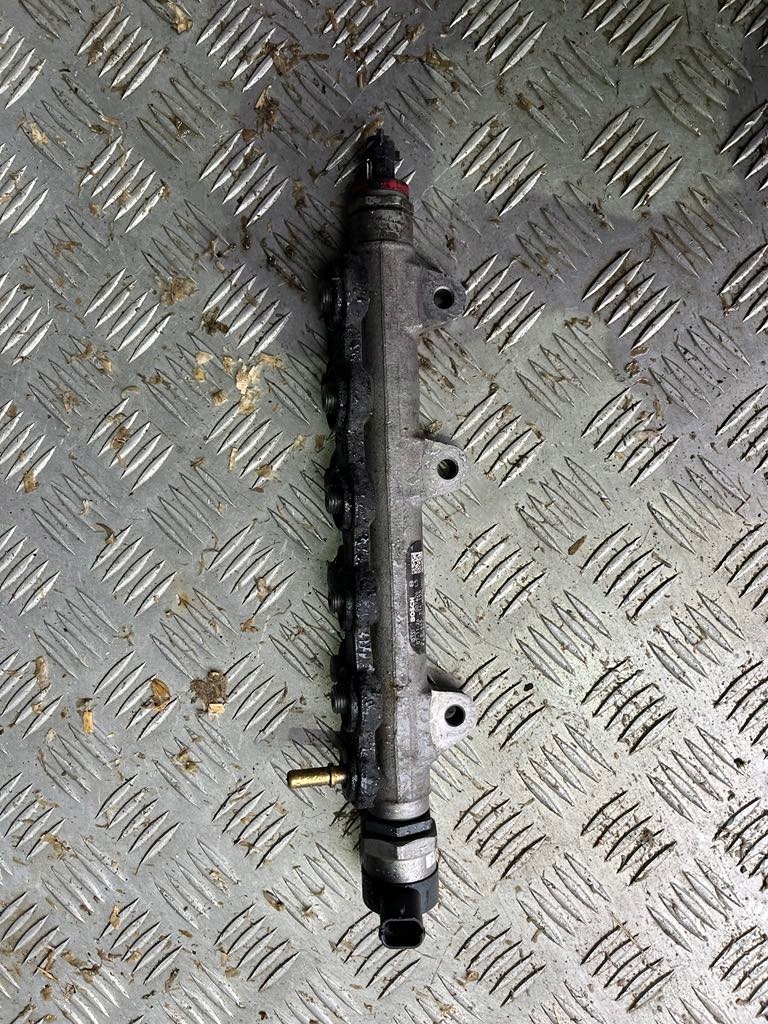 LISTWA WTRYSKOWA NISSAN QASHQAI RENAULT 2.0 DCI