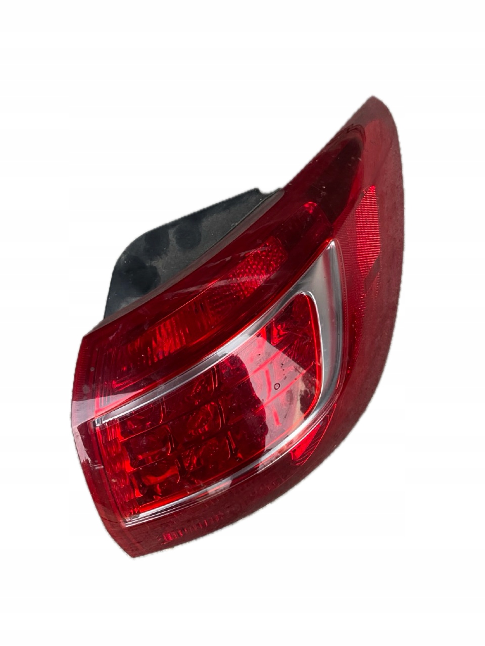 LAMPA TYLNA TYŁ PRAWA KIA SPORTAGE 3 III