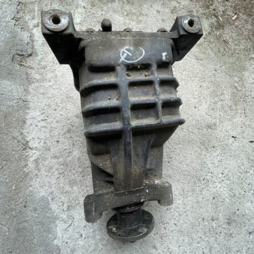 Most tylny tył Hyundai Santa fe 2000-2005r 3.800R