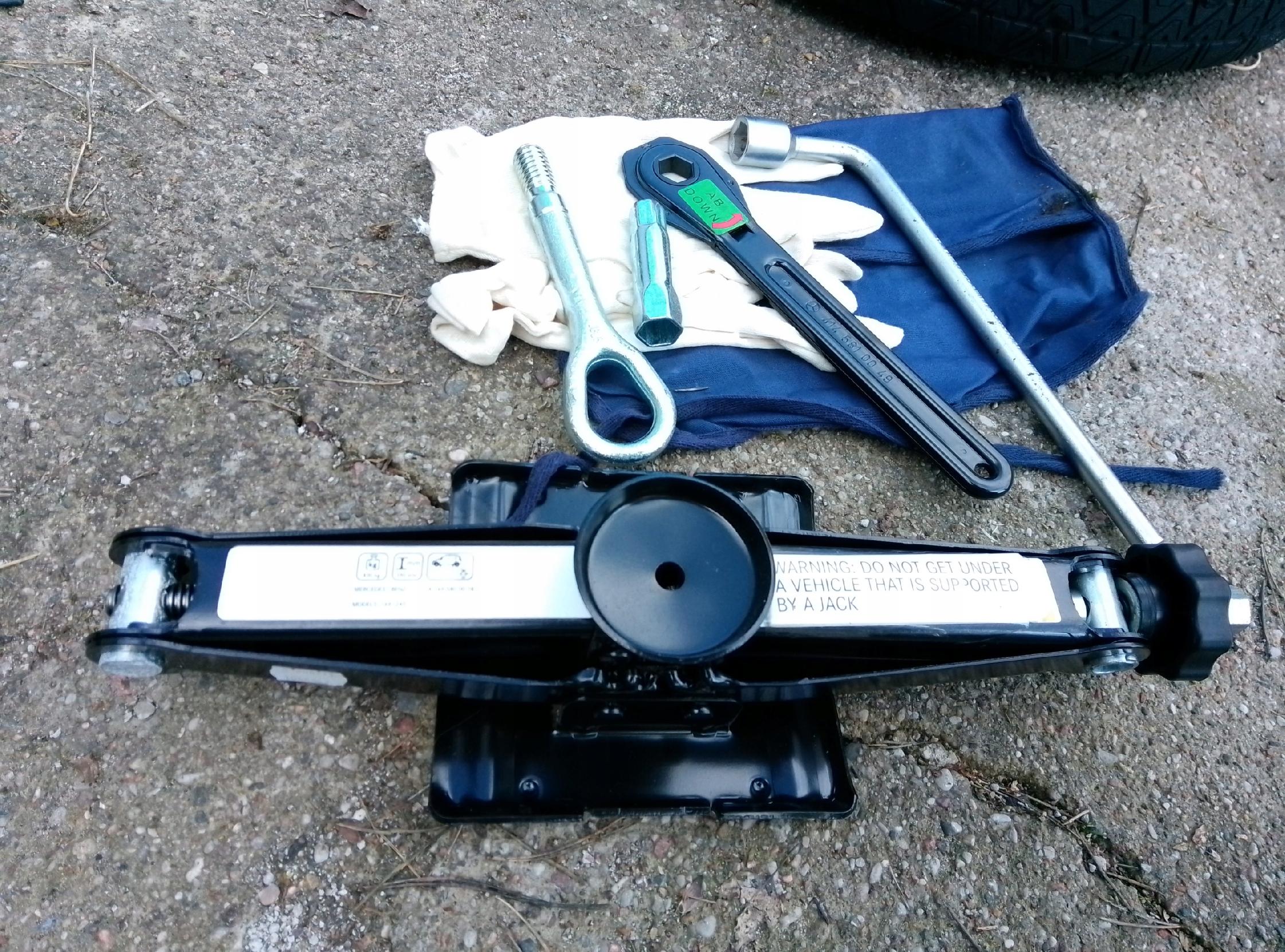 MERCEDES W168 W169 W245 LEWAREK PODNOSZENIA SAMOCHODU TRAPEZOWY ZESTAW
