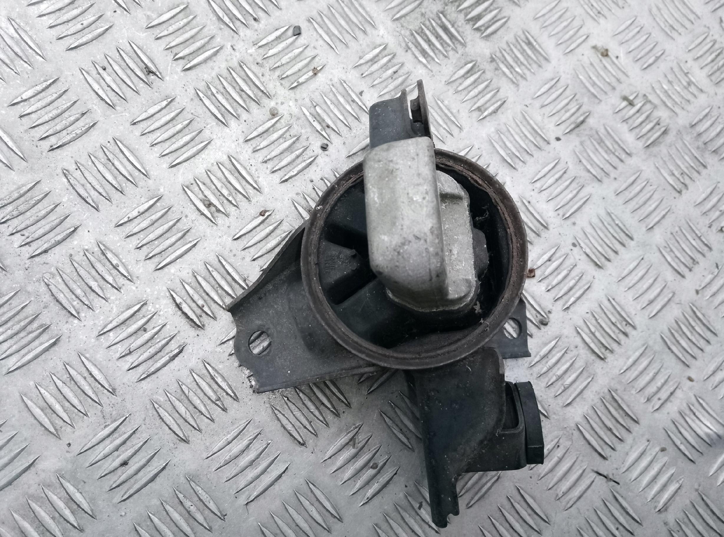 ŁAPA PODUSZKA SILNIKA HYUNDAI I30 2007-2012r - obrazek 2