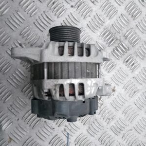Alternator 37300-2B101 1.4 1.6 Hyundai i20 I30 KIA CEED