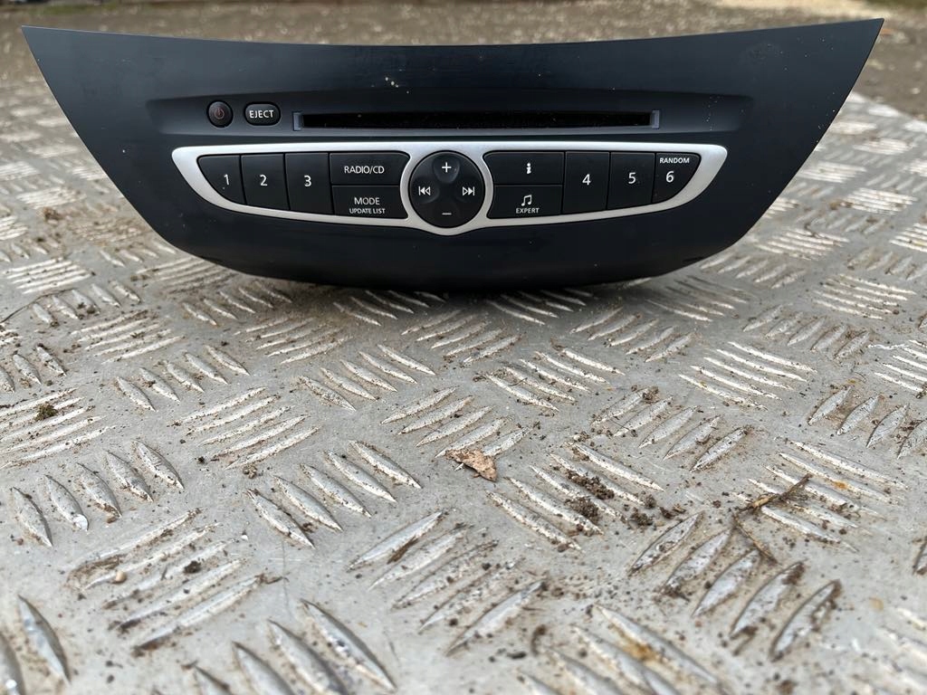 RADIO CD 281150013R RENAULT LAGUNA III