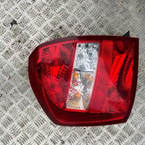 LAMPA LEWA TYLNA KIA CERATO
