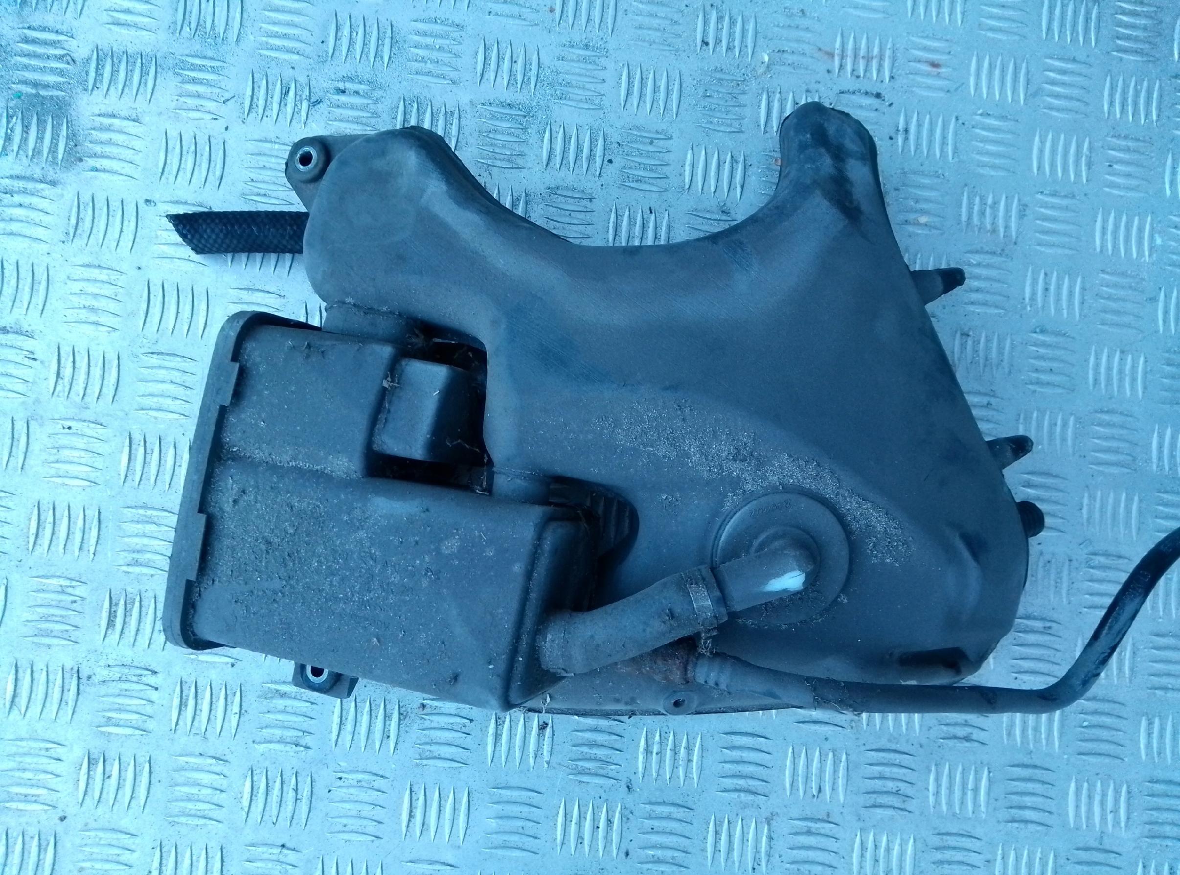 ZBIORNICZEK FILTR WĘGLOWY 6752860 dla BMW 7′ E65 E66 Lim ECE 6752864