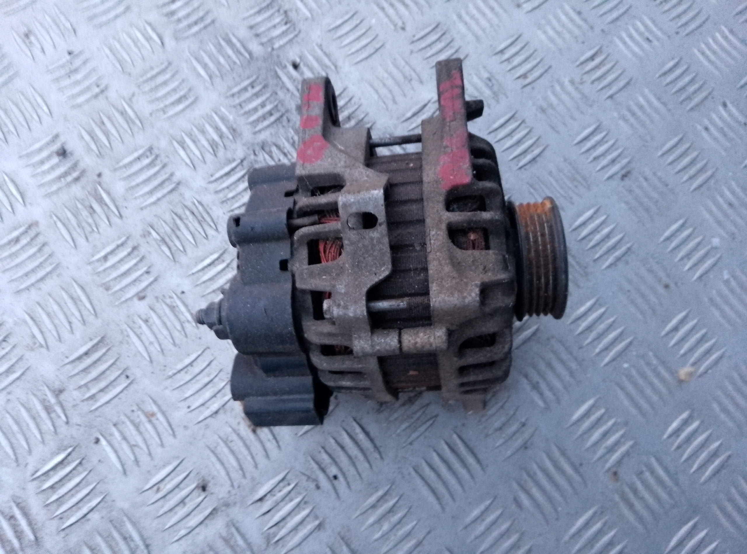 Alternator 37300-22650 1.6 2.0 CVVT Kia Carens II Cerato I - obrazek 3
