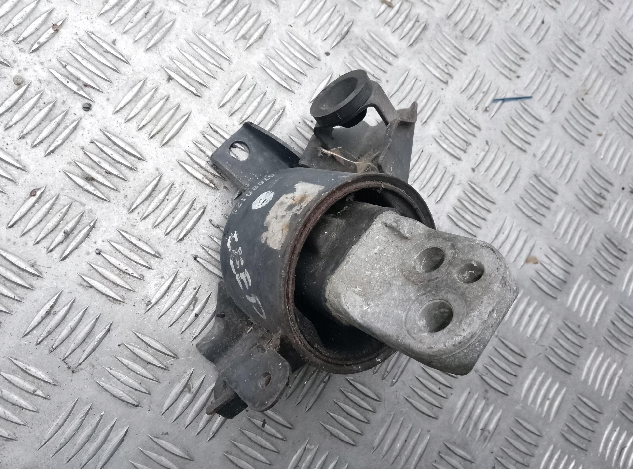 ŁAPA PODUSZKA SILNIKA HYUNDAI I30 2007-2012r - obrazek 5