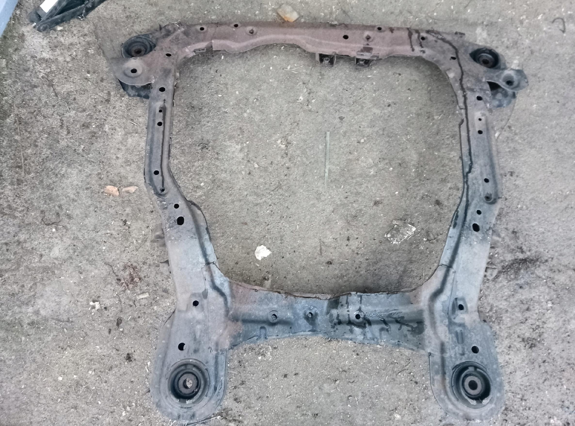 SANKI WÓZEK KOŁYSKA SILNIKA TAWERS HYUNDAI TUCSON I 2.0 CRDI 04-10r. EU - obrazek 3
