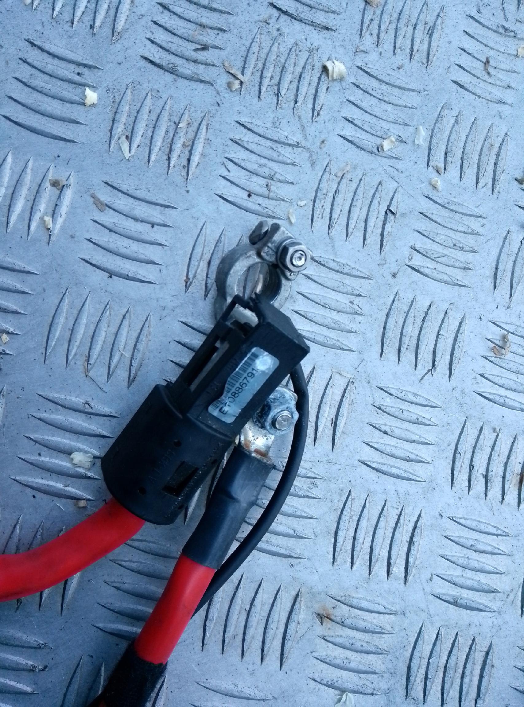 BMW 7 E65 / E66 KLEMA PLUSOWA Kabel plus akumulatora 6112 6904905 - obrazek 3