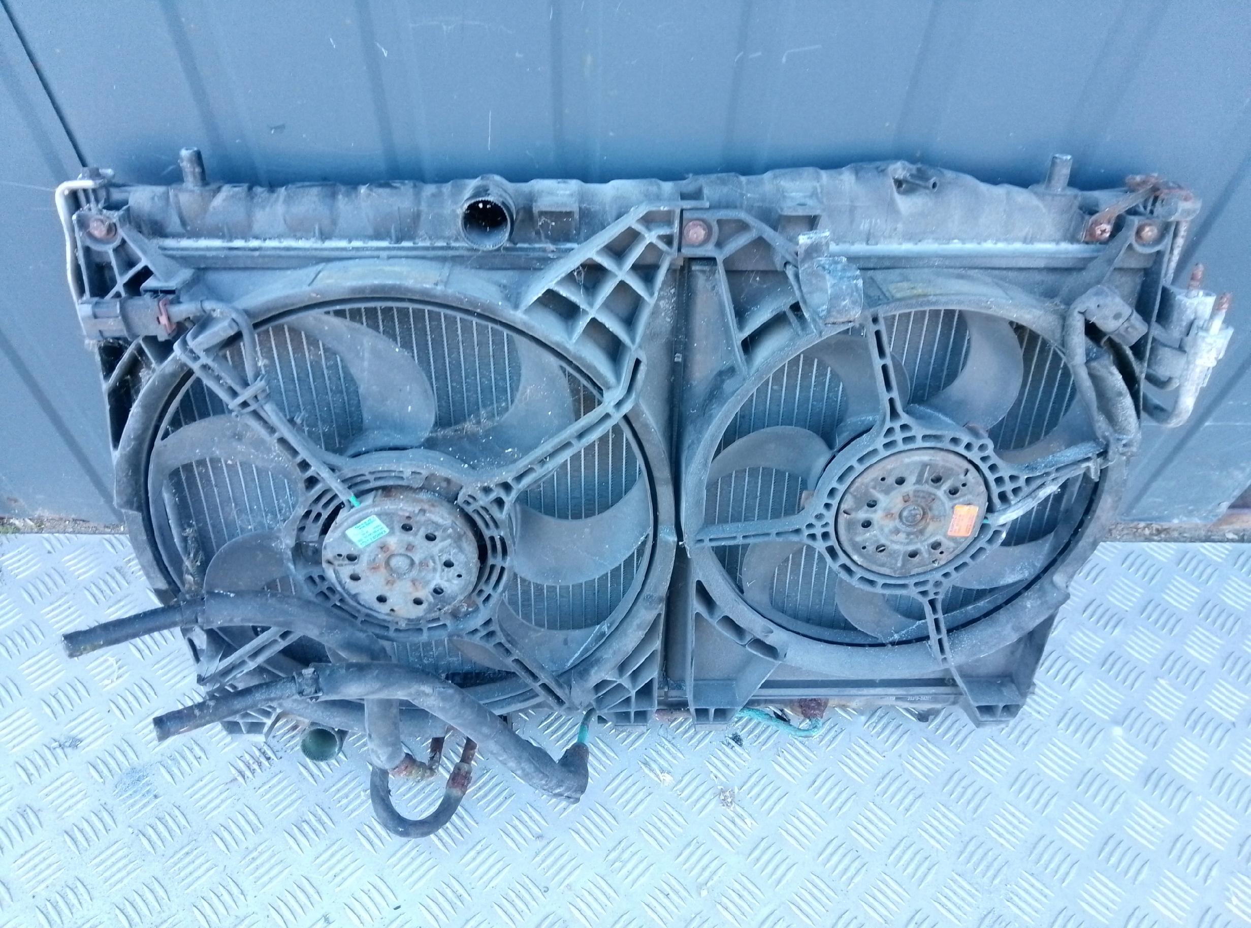 CHŁODNICA WENTYLATOR KOMPLET HYUNDAI TRAJET 25310-3A201 - obrazek 3
