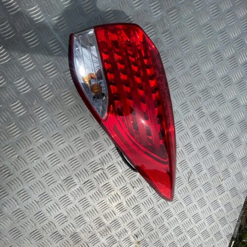 LAMPA TYŁ TYLNA PRAWA HYUNDAI I40 KOMBI 2010-2016 EUROPA
