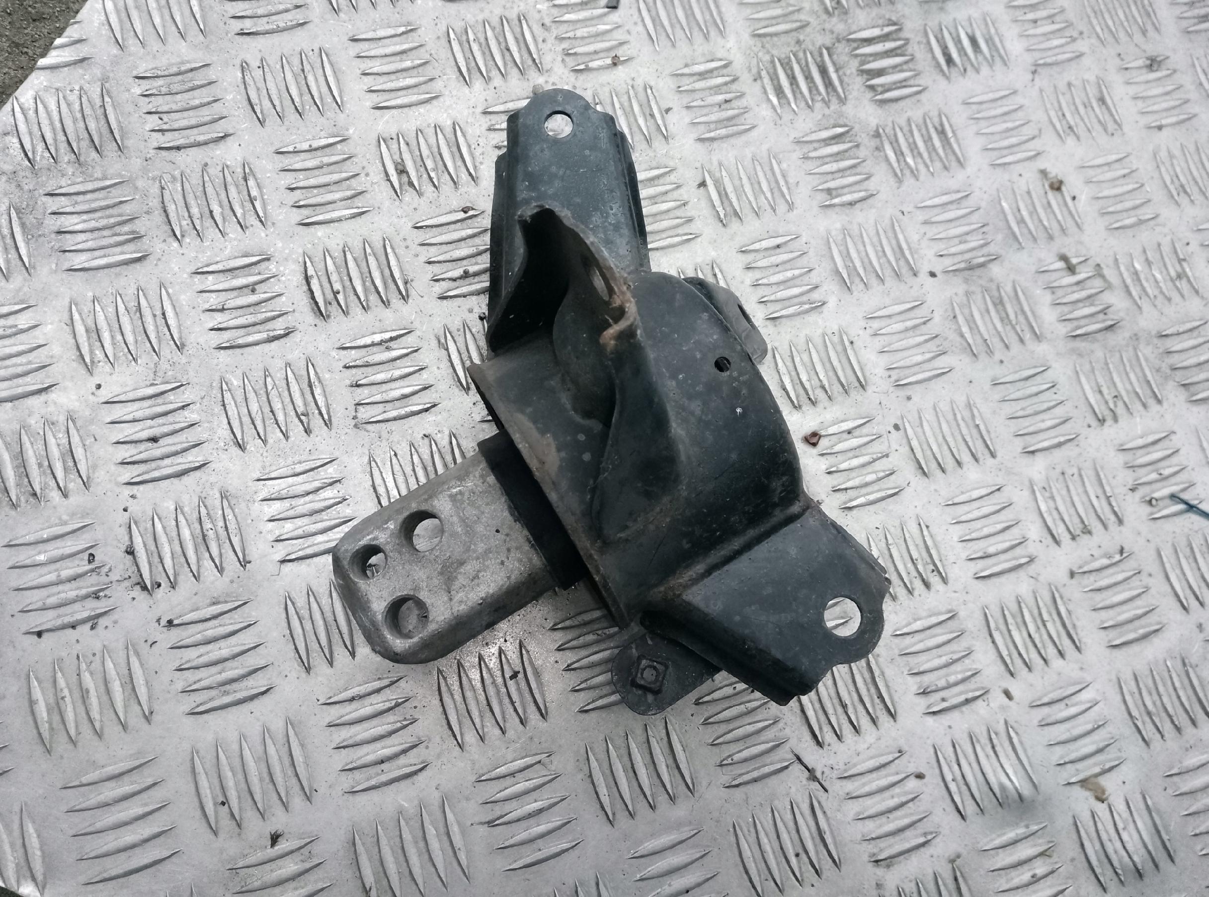 ŁAPA PODUSZKA SILNIKA HYUNDAI I30 2007-2012r - obrazek 3