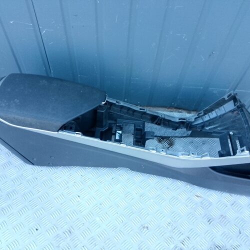 TUNEL ŚRODKOWY PODŁOKIETNIK HYUNDAI I40