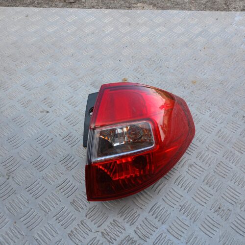 LAMPA TYLNA PRAWA RENAULT KOLEOS