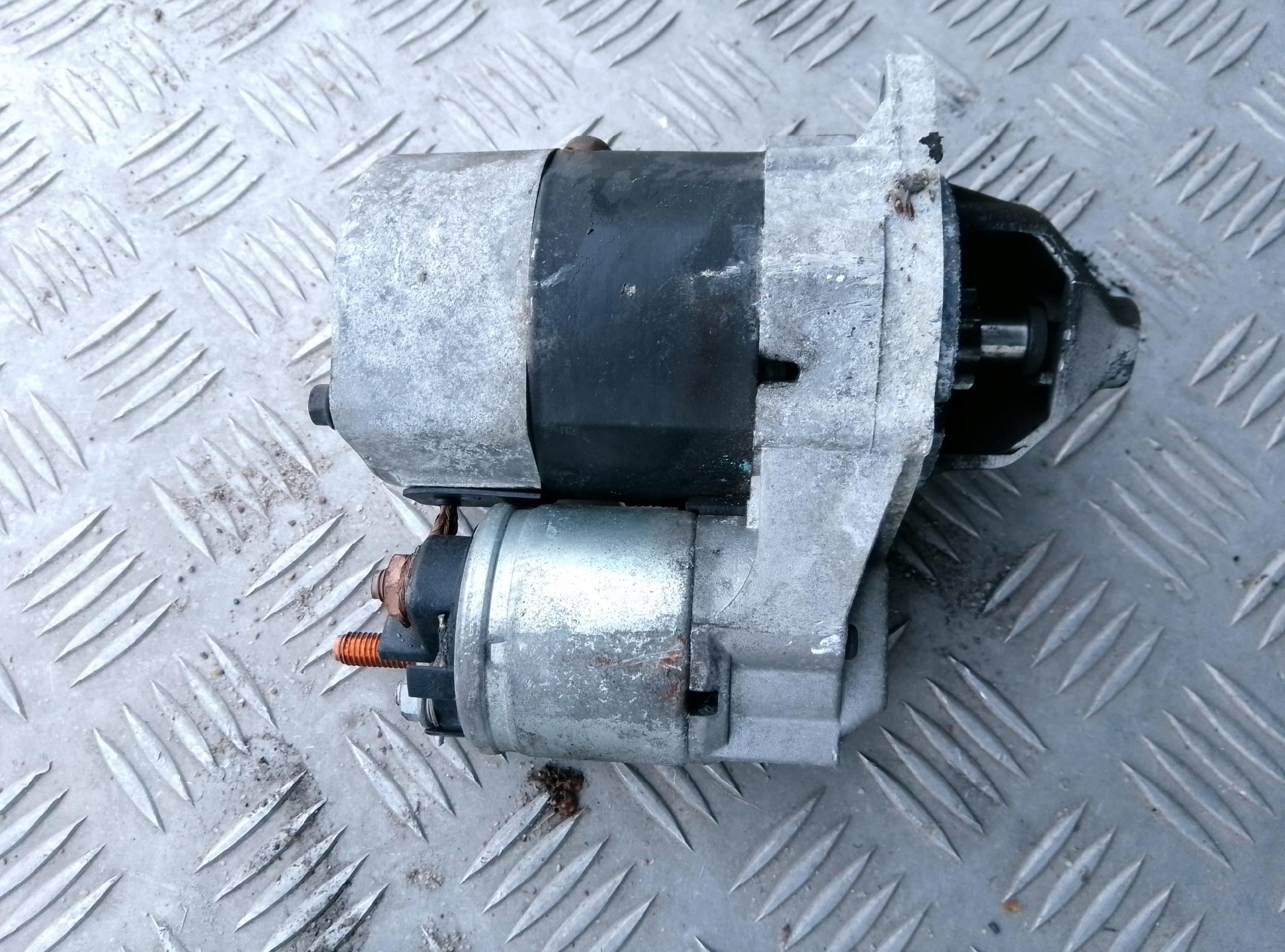 MERCEDES W169 LIFT W245 Rozrusznik W245 1.5B 0051512101