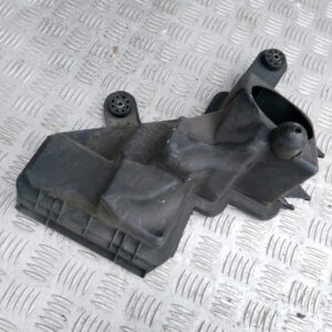 BMW 7 E65 E66 7500548 Obudowa na powietrze nieoczyszczone prawa 13717500548