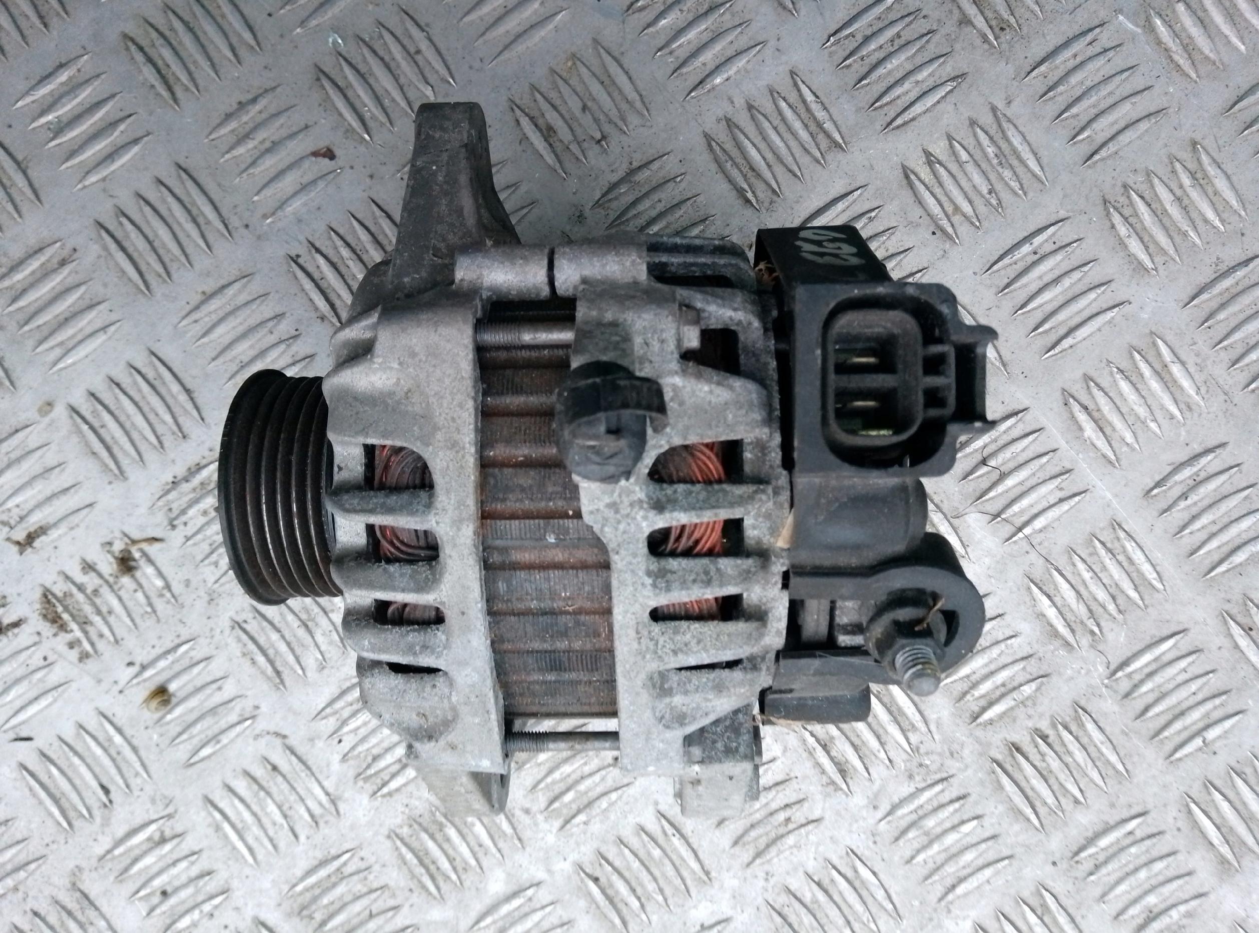 Kia Ceed 1.4 16V CVVT ALTERNATOR 90A 2655447 VALEO 37300-2B101 2007-2012R