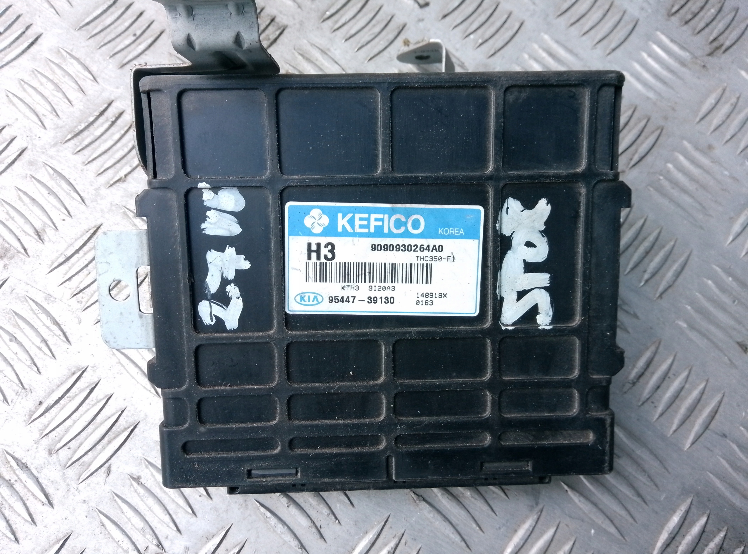 KOMPUTER STEROWNIK ECU KIA SPORTAGE II 2.7 V6 MODUŁ 95447-39135