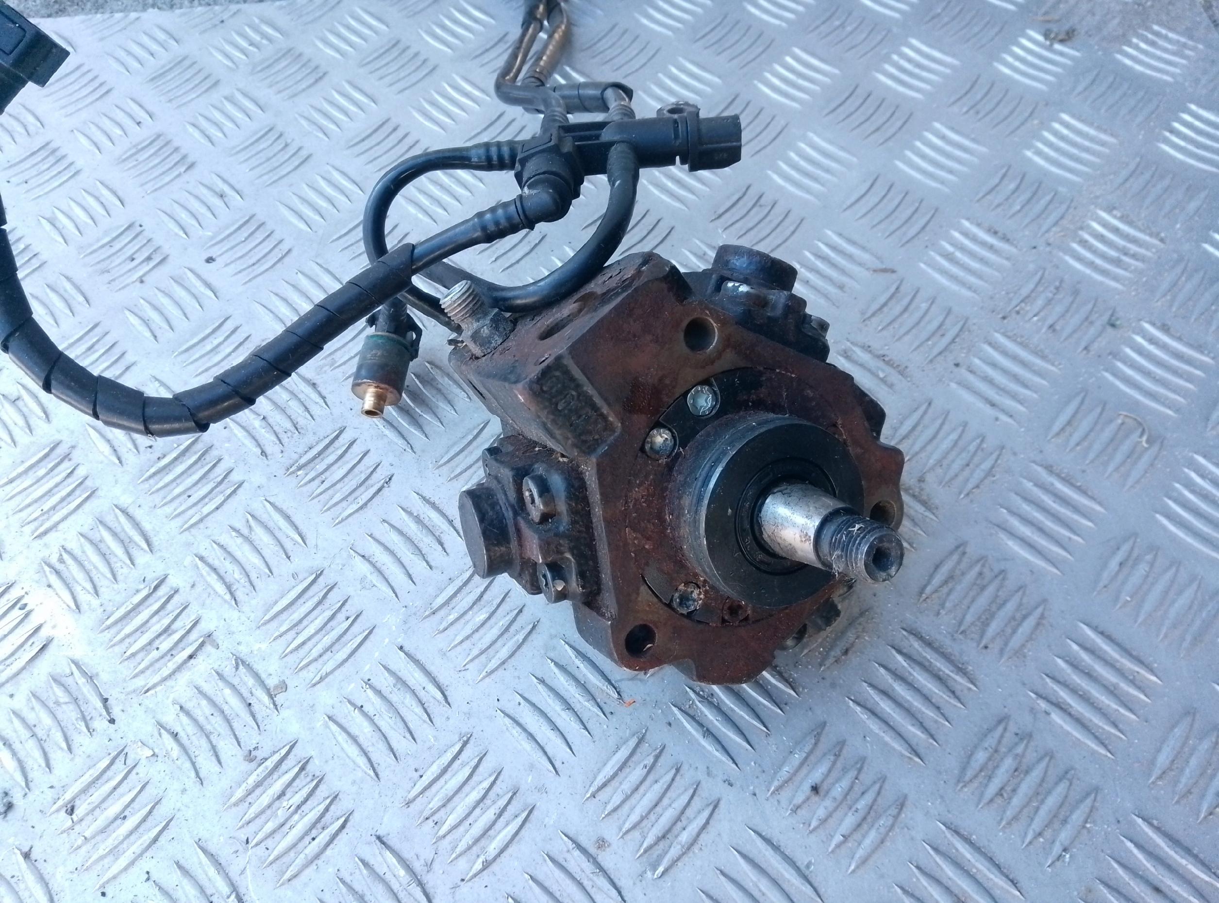 KIA CEED POMPA CISNIENIOWA WTRYSKOWA 1.6 CRDI 33100-2A400 - obrazek 2