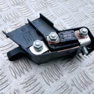 BEZPIECZNIK GŁÓWNY BMW 7 E65 E66 8385165 Wyprowadzenie B+ bagażnik