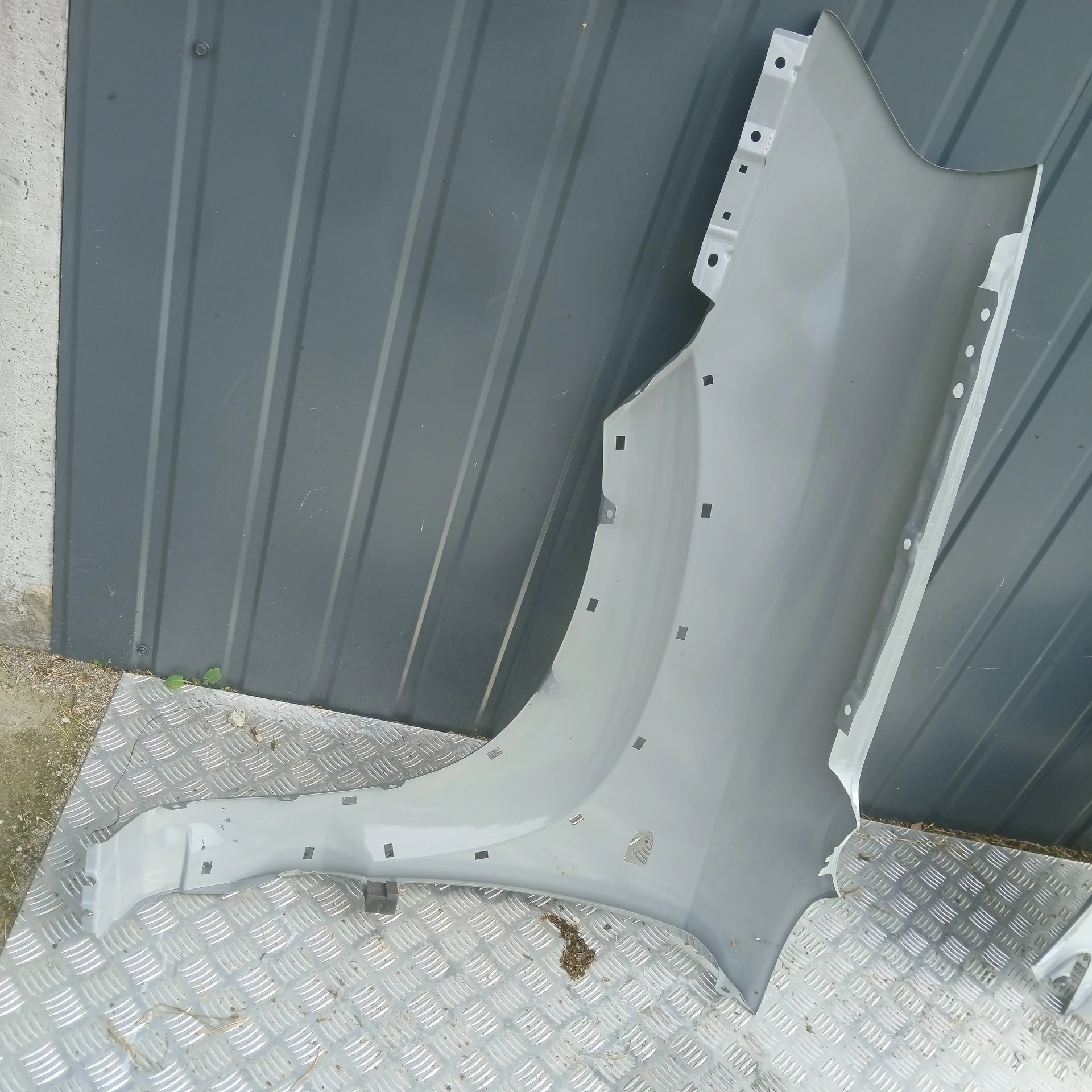 Błotnik przód przedni prawy Hyundai Tucson 1 2004-2010r - obrazek 4