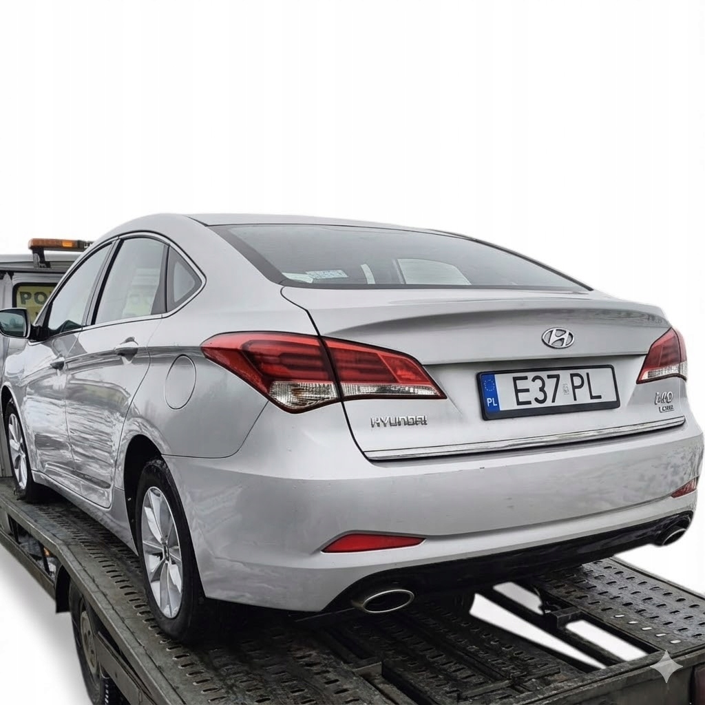 Błotnik tylny lewy tył ćwiartka lewa Hyundai I40 Lift Sedan 2016-2018r