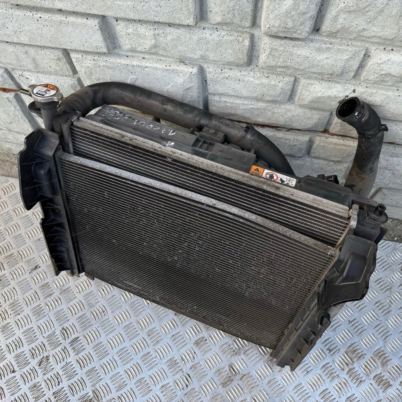 Chłodnica Wentylator Komplet Klima Hyundai ix35 1.7 CRDI 2013r - obrazek 7