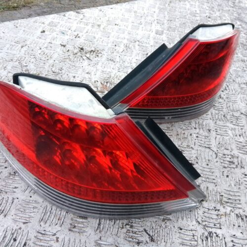 BMW 7 E65 E66 2002 Komplet Lampa tylna lewa prawa Europa