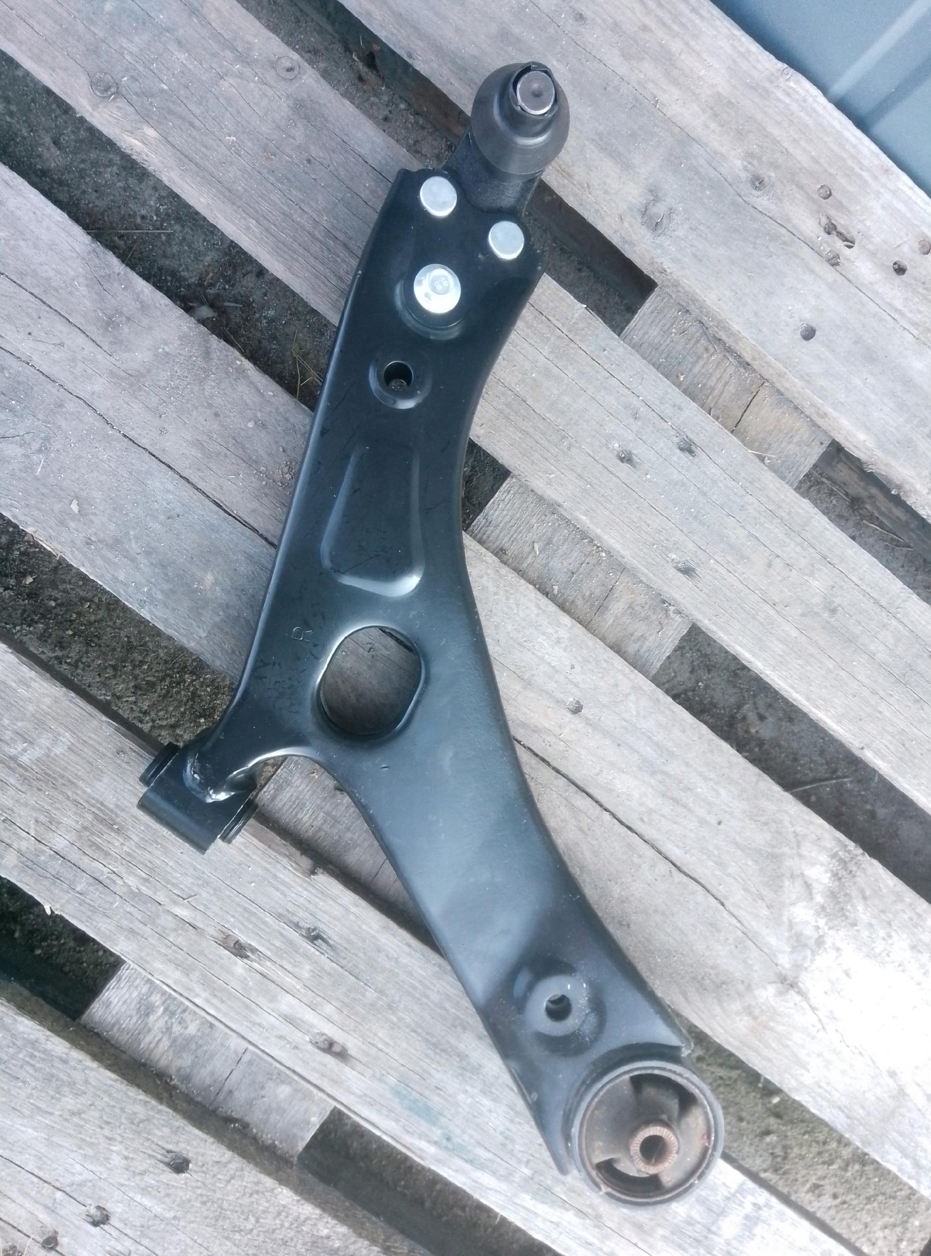 WAHACZ PRAWY PRZÓD PRZEDNI KOMPLETNY HYUNDAI IX35 2010-2015r
