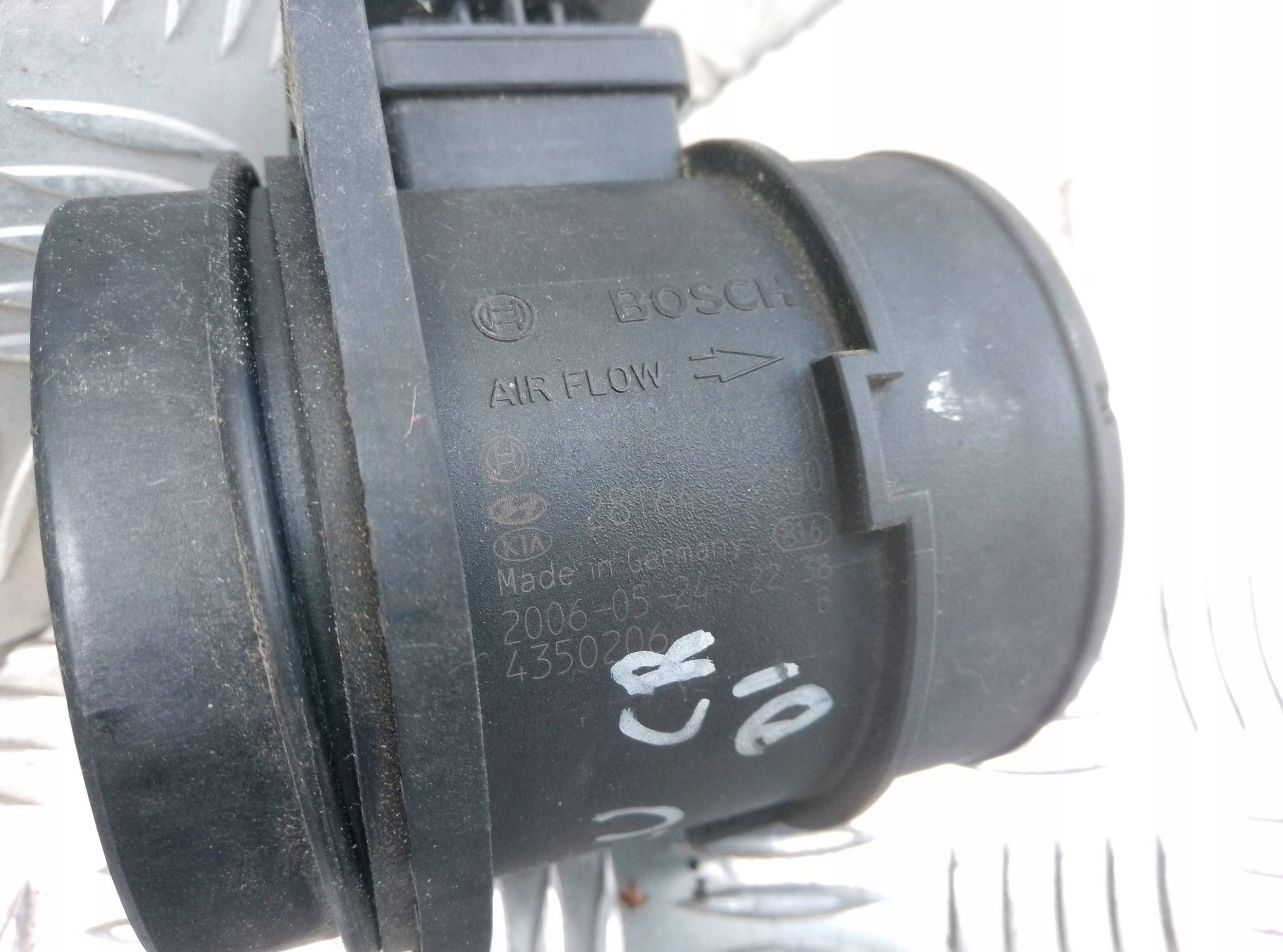 KIA Sportage 2008 1991cm3 Przepływomierz masowy powietrza MAF 2816427800