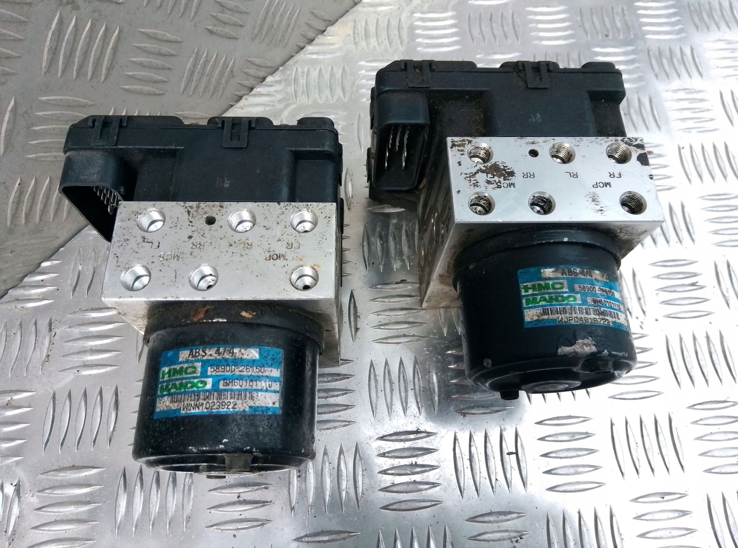 Hyundai Santa Fe 2003 2000cm3 Pompa ABS 5890026150