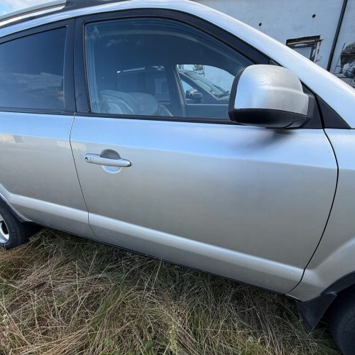DRZWI PRAWY PRZÓD PRZEDNIE HYUNDAI TUCSON 2004-2010 bez listew poszerzeń YK