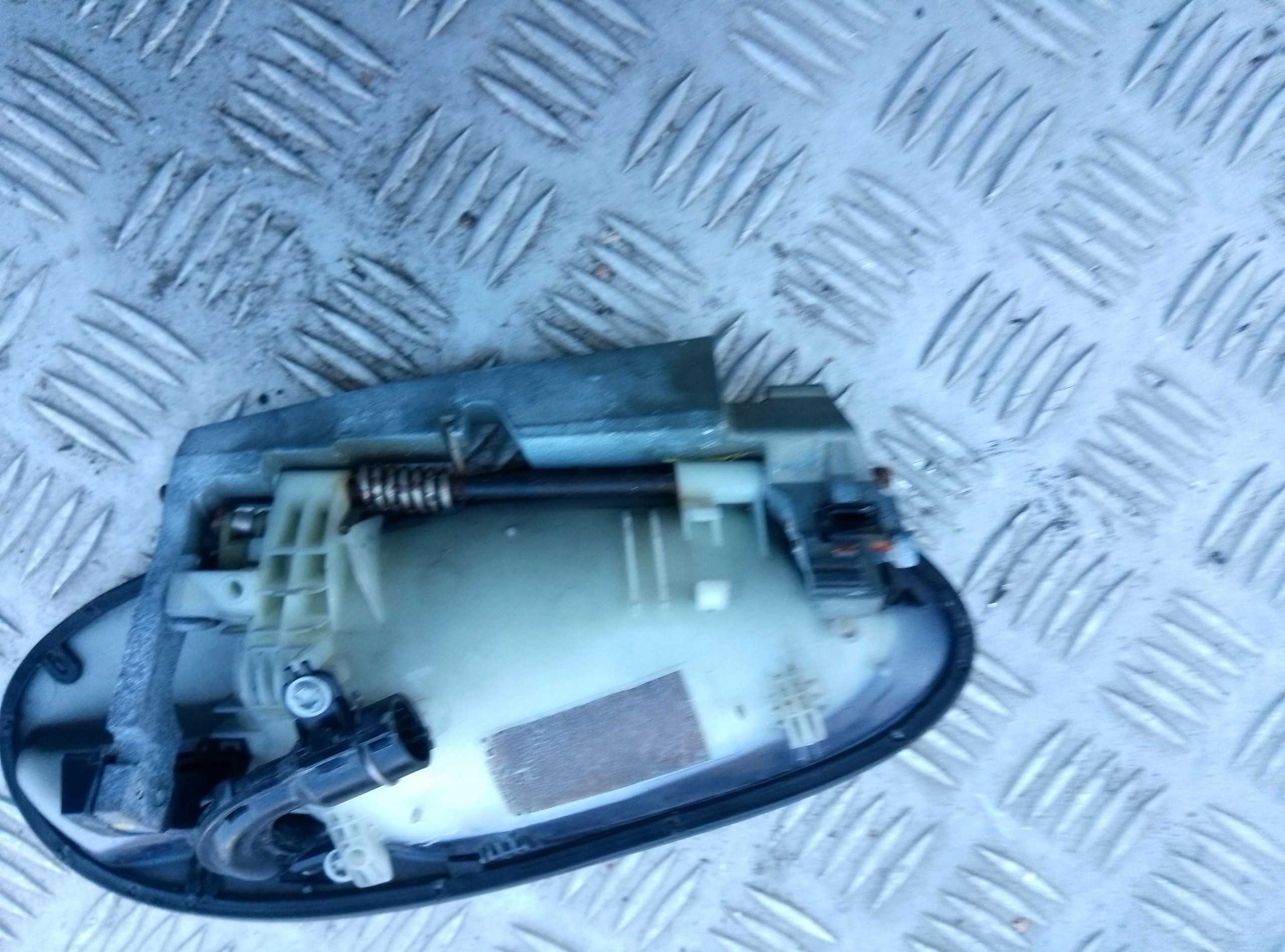 BMW 7 E65 E66 KLAMKA ZEWNĘTRZNA LEWY TYŁ LEWA TYLNA - obrazek 3