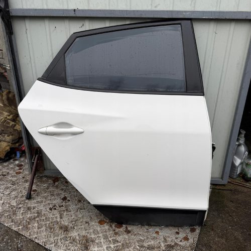 Drzwi prawe tylne kompletne prawy tył Kolor TCW Hyundai IX35 Lift 15r