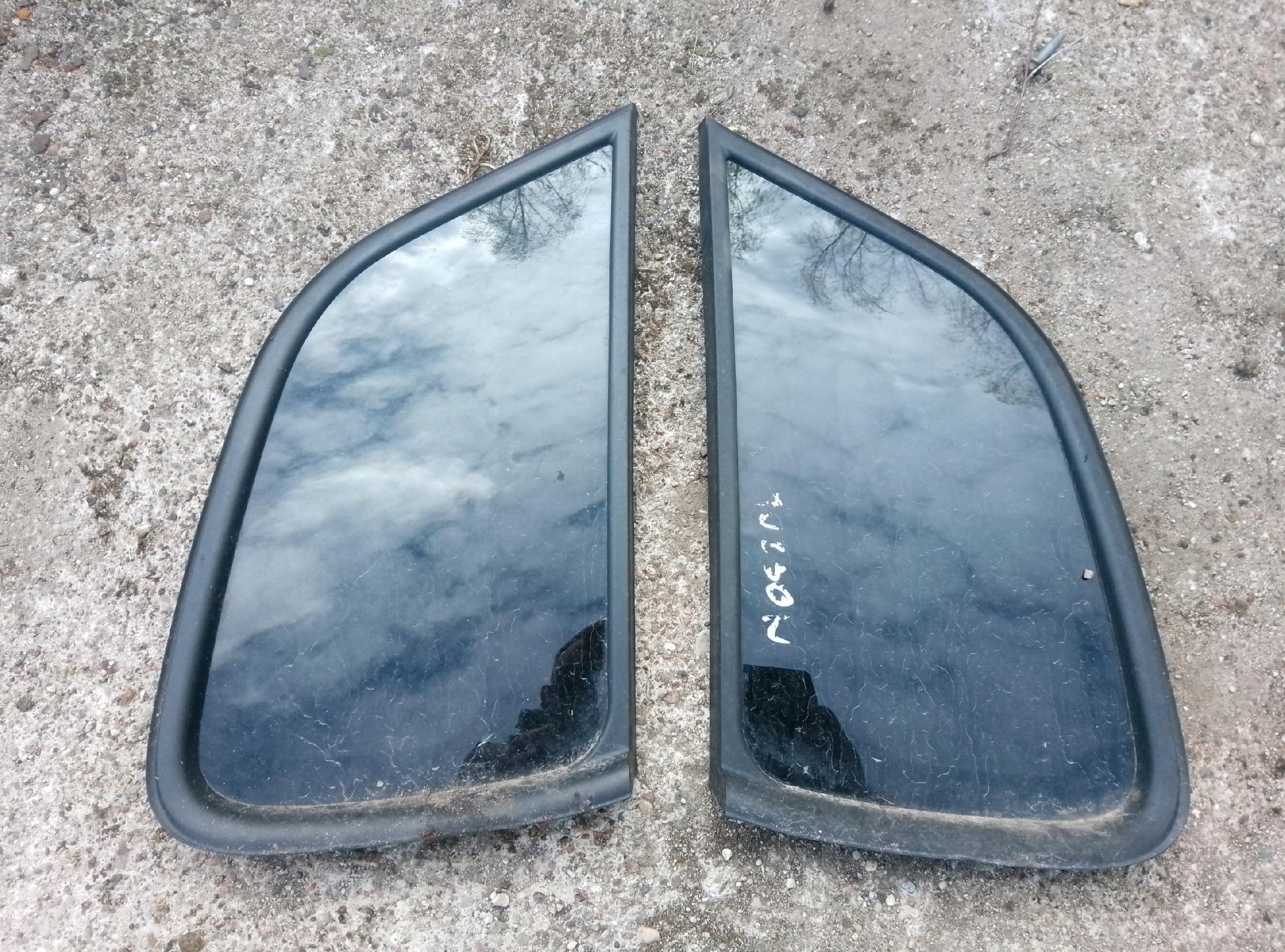 SZYBA W BŁOTNIK PRAWY PRAWA KAROSERYJNA HYUNDAI TUCSON 2004-2010R - obrazek 3