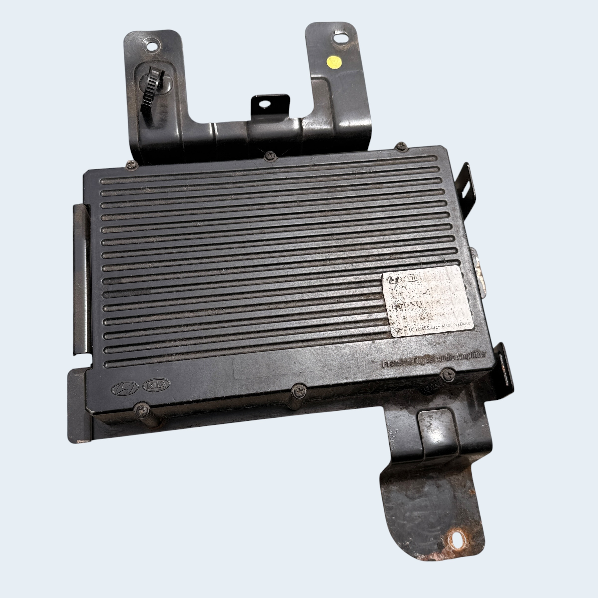 Wzmacniacz audio nawigacji radia Kia Sorento 2 Lift 2013r - obrazek 2